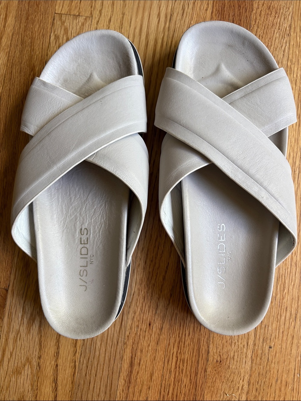 J/Slides size 8 Light Beige/gray Crisscross Slide Sandals - Picture 2 of 7